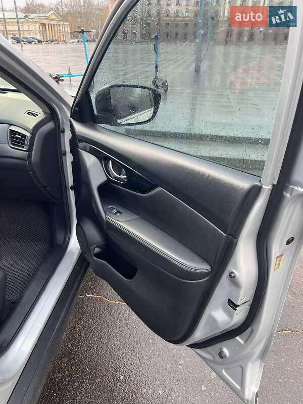 Внедорожник / Кроссовер Nissan Rogue 2016 в Николаеве фото 7 Внедорожник / Кроссовер Nissan Rogue 2016 в Николаеве