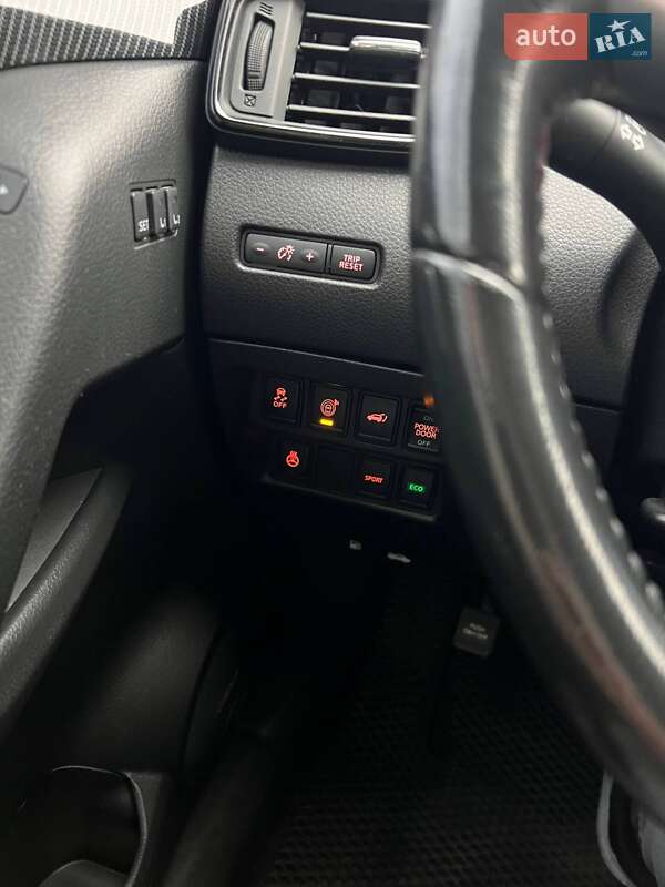 Внедорожник / Кроссовер Nissan Rogue 2016 в Николаеве фото 16 Внедорожник / Кроссовер Nissan Rogue 2016 в Николаеве