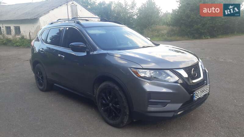 Внедорожник / Кроссовер Nissan Rogue 2018 в Тернополе