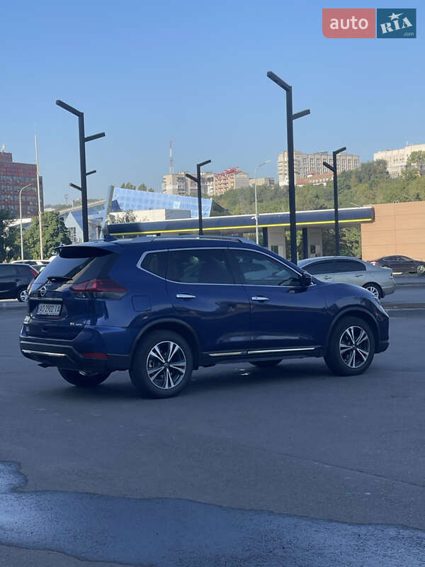 Позашляховик / Кросовер Nissan Rogue 2017 в Дніпрі фото 5 Позашляховик / Кросовер Nissan Rogue 2017 в Дніпрі
