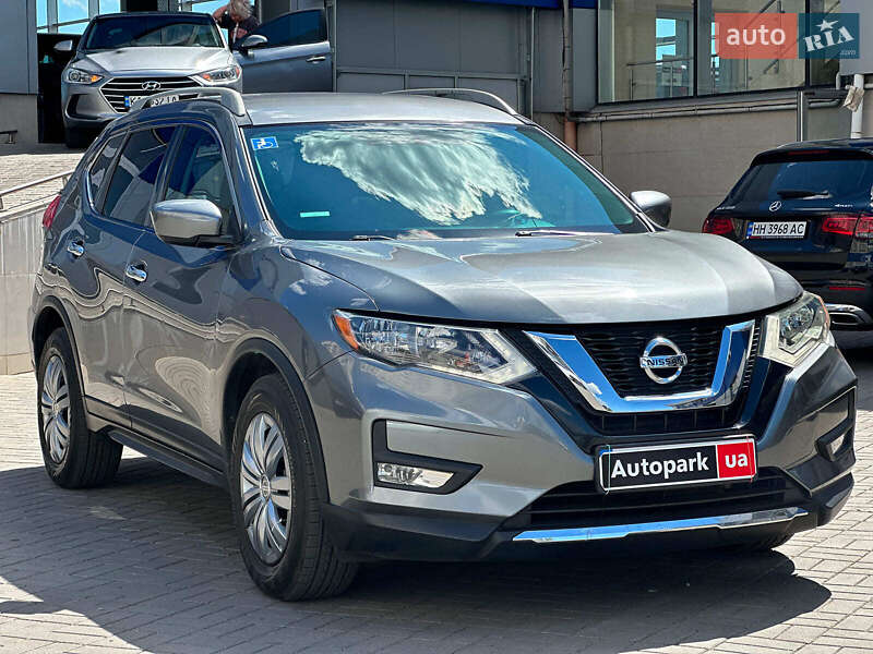 Позашляховик / Кросовер Nissan Rogue 2017 в Одесі