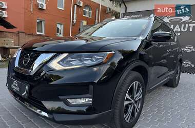 Внедорожник / Кроссовер Nissan Rogue 2016 в 