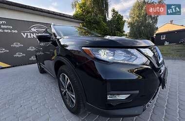 Внедорожник / Кроссовер Nissan Rogue 2016 в 
