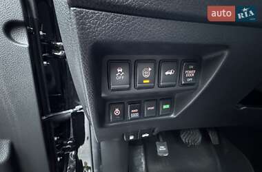 Внедорожник / Кроссовер Nissan Rogue 2016 в 