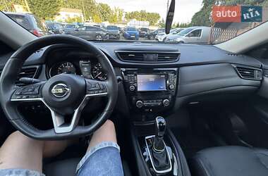 Внедорожник / Кроссовер Nissan Rogue 2016 в 