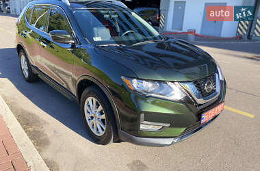 Позашляховик / Кросовер Nissan Rogue 2018 в Києві