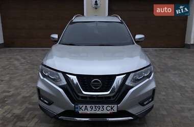 Внедорожник / Кроссовер Nissan Rogue 2018 в Киеве
