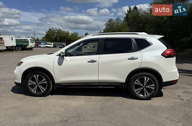 Внедорожник / Кроссовер Nissan Rogue 2018 в 