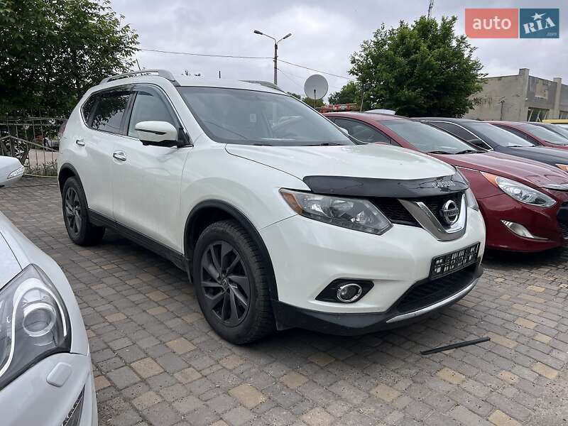 Внедорожник / Кроссовер Nissan Rogue 2016 в 