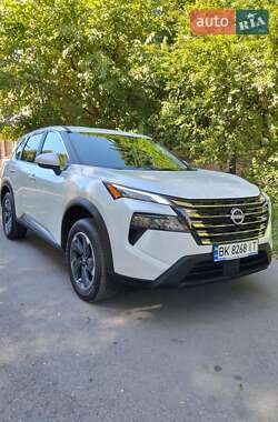 Позашляховик / Кросовер Nissan Rogue 2024 в Рівному