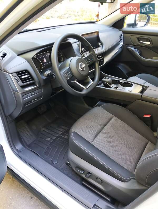 Позашляховик / Кросовер Nissan Rogue 2024 в Рівному фото 35 Позашляховик / Кросовер Nissan Rogue 2024 в Рівному