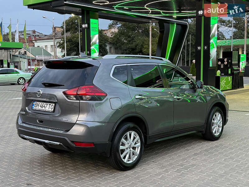 Внедорожник / Кроссовер Nissan Rogue 2017 в Одессе