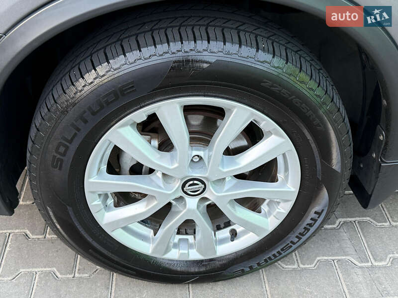 Внедорожник / Кроссовер Nissan Rogue 2017 в Одессе