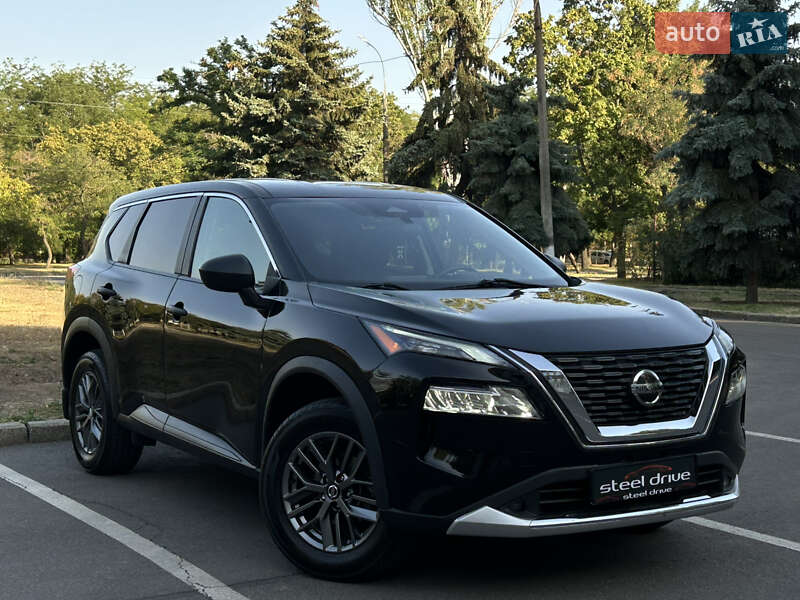 Позашляховик / Кросовер Nissan Rogue 2021 в Миколаєві