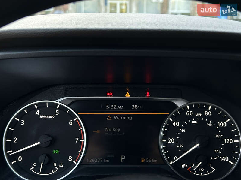 Позашляховик / Кросовер Nissan Rogue 2021 в Миколаєві