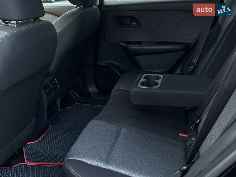 Позашляховик / Кросовер Nissan Rogue 2021 в Миколаєві