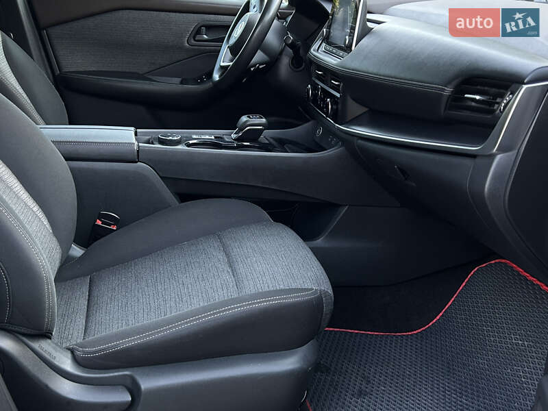 Позашляховик / Кросовер Nissan Rogue 2021 в Миколаєві