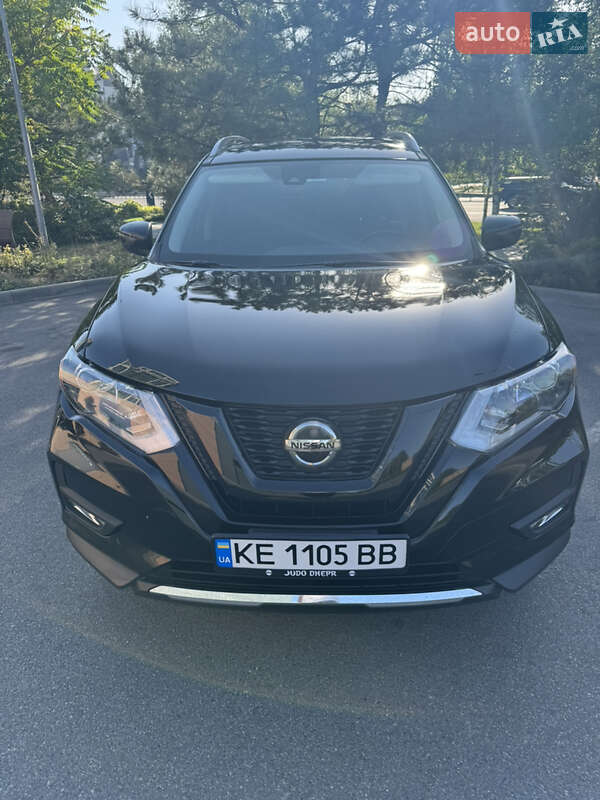 Внедорожник / Кроссовер Nissan Rogue 2018 в Днепре фото 5 Внедорожник / Кроссовер Nissan Rogue 2018 в Днепре