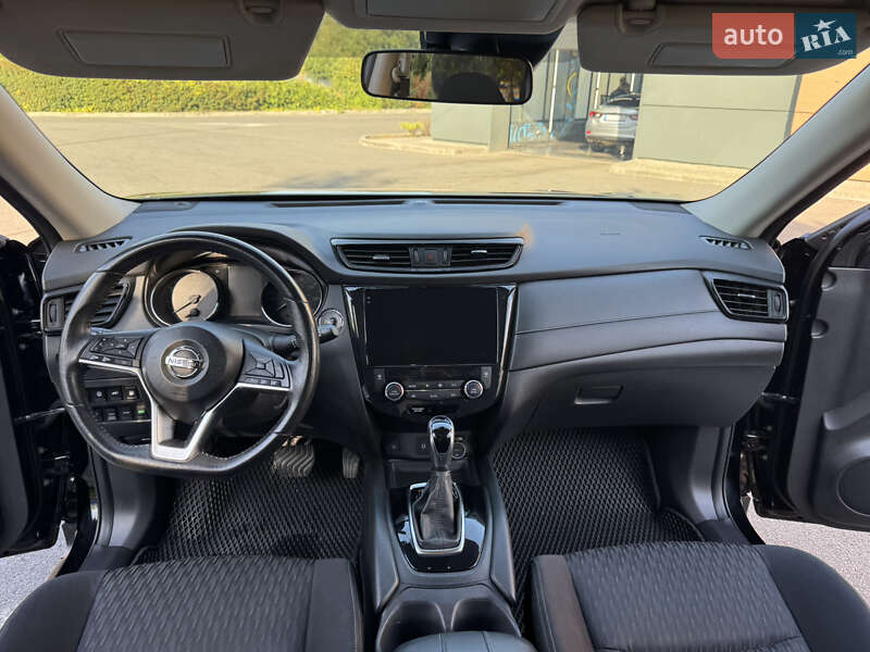 Внедорожник / Кроссовер Nissan Rogue 2018 в Днепре фото 16 Внедорожник / Кроссовер Nissan Rogue 2018 в Днепре