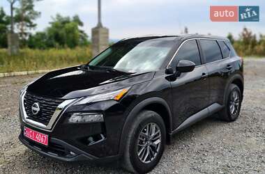 Внедорожник / Кроссовер Nissan Rogue 2021 в 