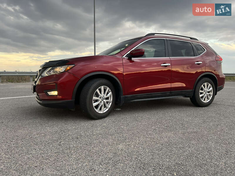 Позашляховик / Кросовер Nissan Rogue 2017 в Дніпрі