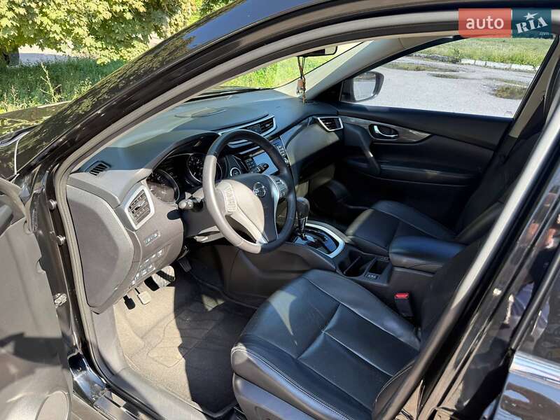 Внедорожник / Кроссовер Nissan Rogue 2014 в Харькове