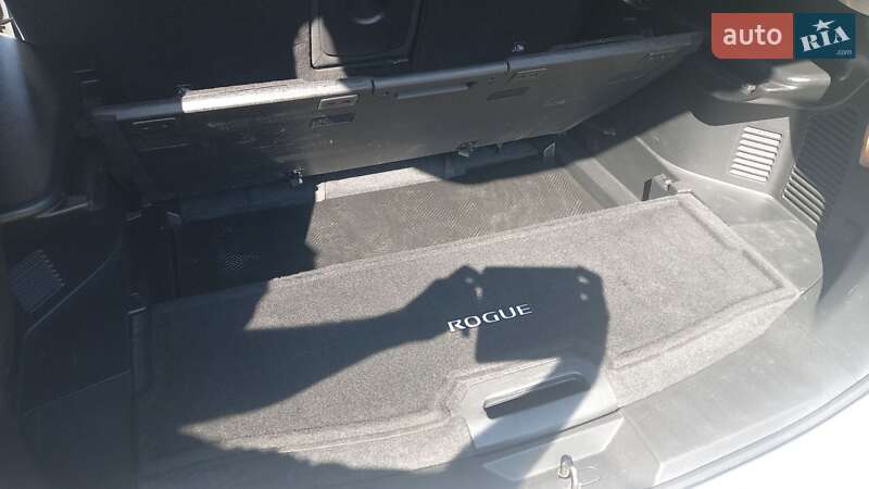 Внедорожник / Кроссовер Nissan Rogue 2016 в Киеве фото 12 Внедорожник / Кроссовер Nissan Rogue 2016 в Киеве