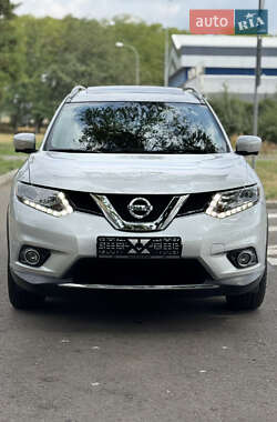 Внедорожник / Кроссовер Nissan Rogue 2015 в Николаеве