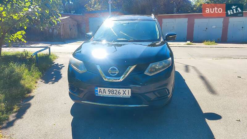 Внедорожник / Кроссовер Nissan Rogue 2015 в Киеве