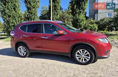 Внедорожник / Кроссовер Nissan Rogue 2015 в Кременчуге