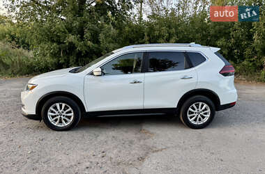 Позашляховик / Кросовер Nissan Rogue 2018 в Рівному