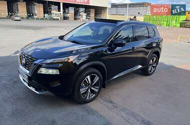 Позашляховик / Кросовер Nissan Rogue 2020 в Житомирі