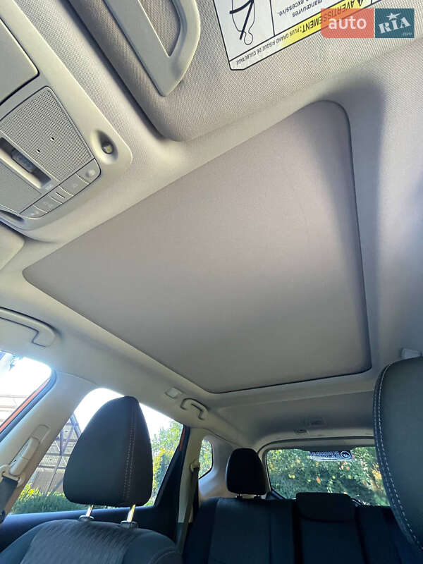 Внедорожник / Кроссовер Nissan Rogue 2018 в Кропивницком