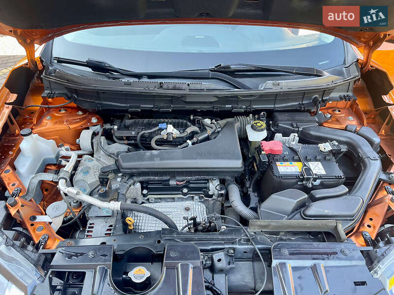 Внедорожник / Кроссовер Nissan Rogue 2018 в Кропивницком