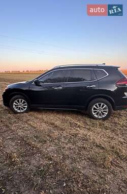 Позашляховик / Кросовер Nissan Rogue 2019 в Прилуках