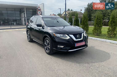 Позашляховик / Кросовер Nissan Rogue 2017 в Полтаві