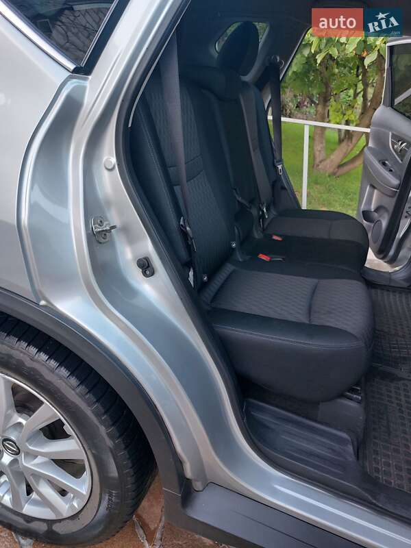 Внедорожник / Кроссовер Nissan Rogue 2018 в Харькове