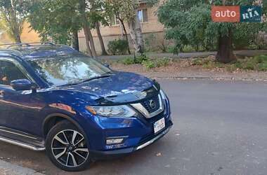 Позашляховик / Кросовер Nissan Rogue 2018 в Миколаєві