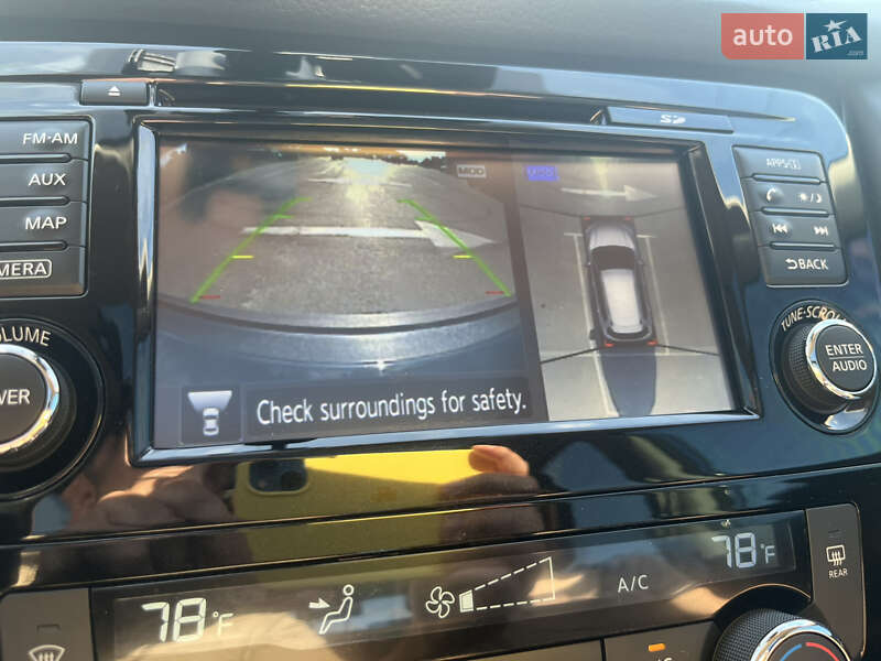 Внедорожник / Кроссовер Nissan Rogue 2017 в Ирпене