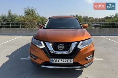 Позашляховик / Кросовер Nissan Rogue 2019 в 