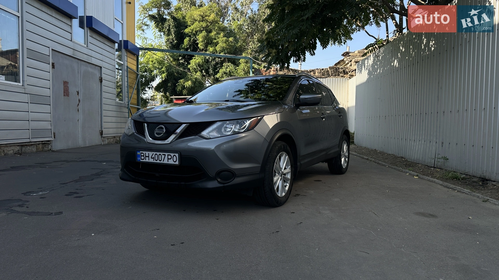 2019 Nissan Rogue - мініатюра 2