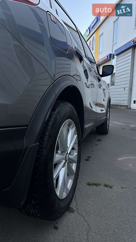 Позашляховик / Кросовер Nissan Rogue 2019 в Одесі