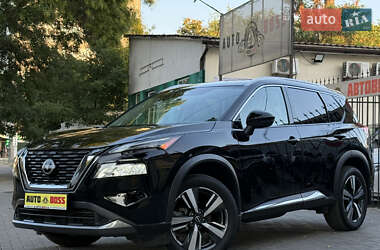 Внедорожник / Кроссовер Nissan Rogue 2023 в Николаеве