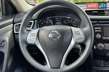 Внедорожник / Кроссовер Nissan Rogue 2016 в 