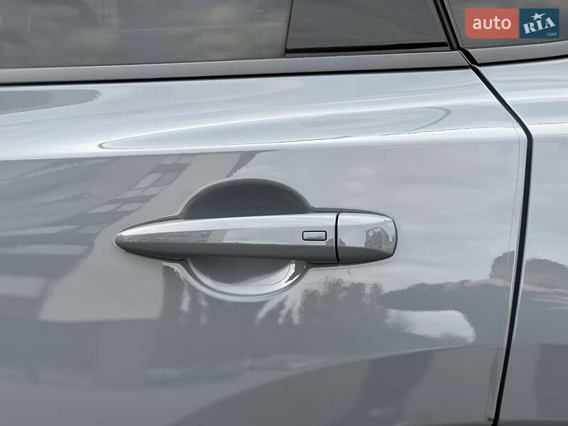 Внедорожник / Кроссовер Nissan Rogue 2023 в Ужгороде