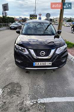 Внедорожник / Кроссовер Nissan Rogue 2015 в Софиевской Борщаговке
