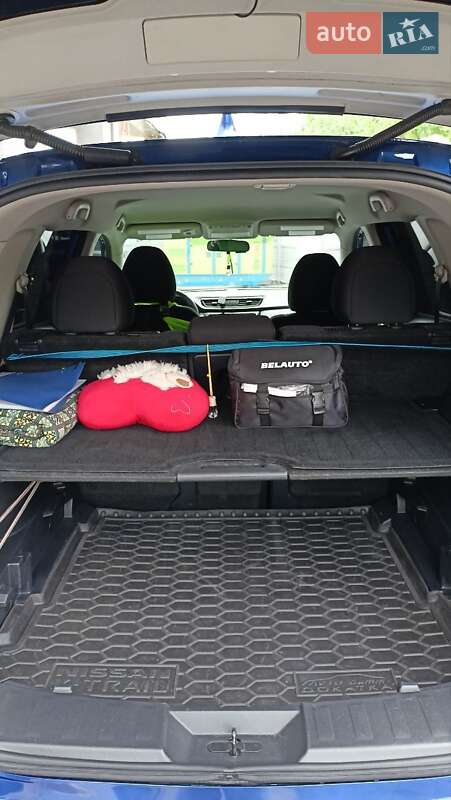 Позашляховик / Кросовер Nissan Rogue 2018 в Ніжині