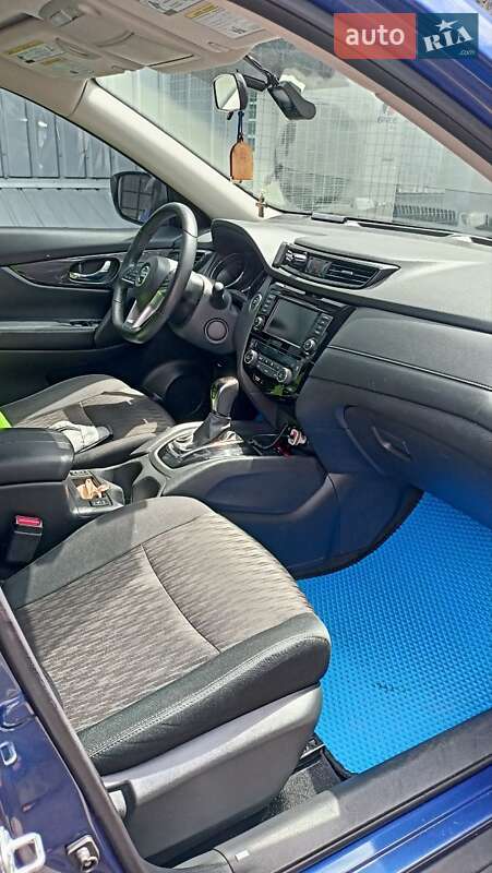 Позашляховик / Кросовер Nissan Rogue 2018 в Ніжині