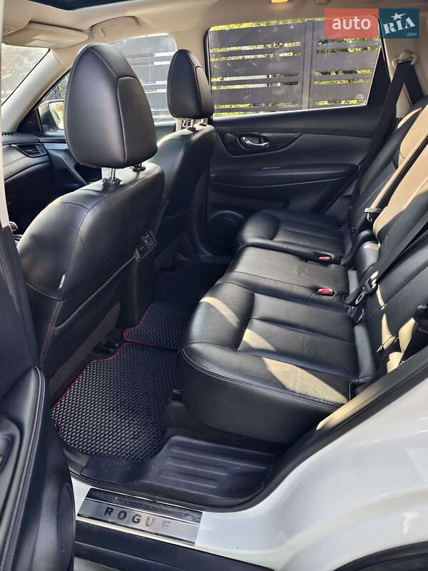 Внедорожник / Кроссовер Nissan Rogue 2016 в Львове фото 12 Внедорожник / Кроссовер Nissan Rogue 2016 в Львове