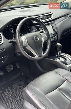 Позашляховик / Кросовер Nissan Rogue 2014 в 